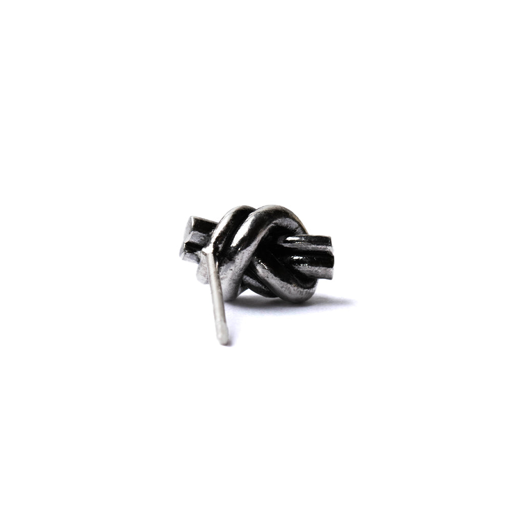 シルバー ノット ピアス 結び 「Knot pierce S」メンズ レディース 兼用 片耳